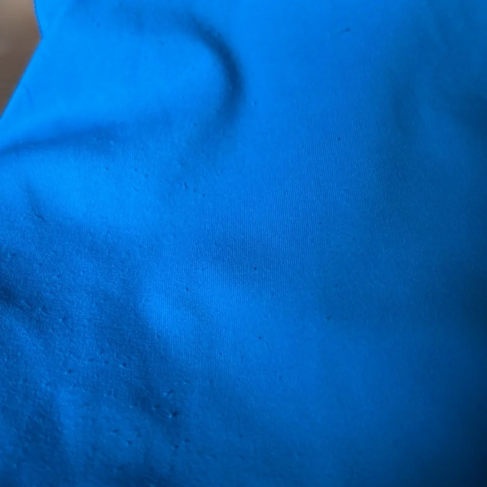 CRZ YOGA Bright Blue Bike Shorts - Picture 3 of 3